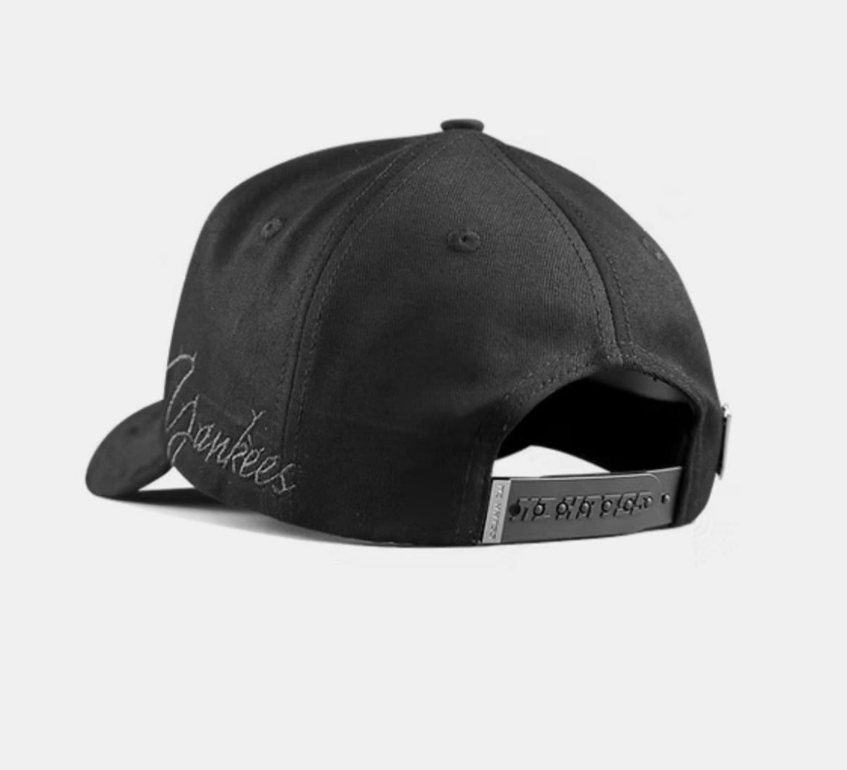 New York Blackout – All Black